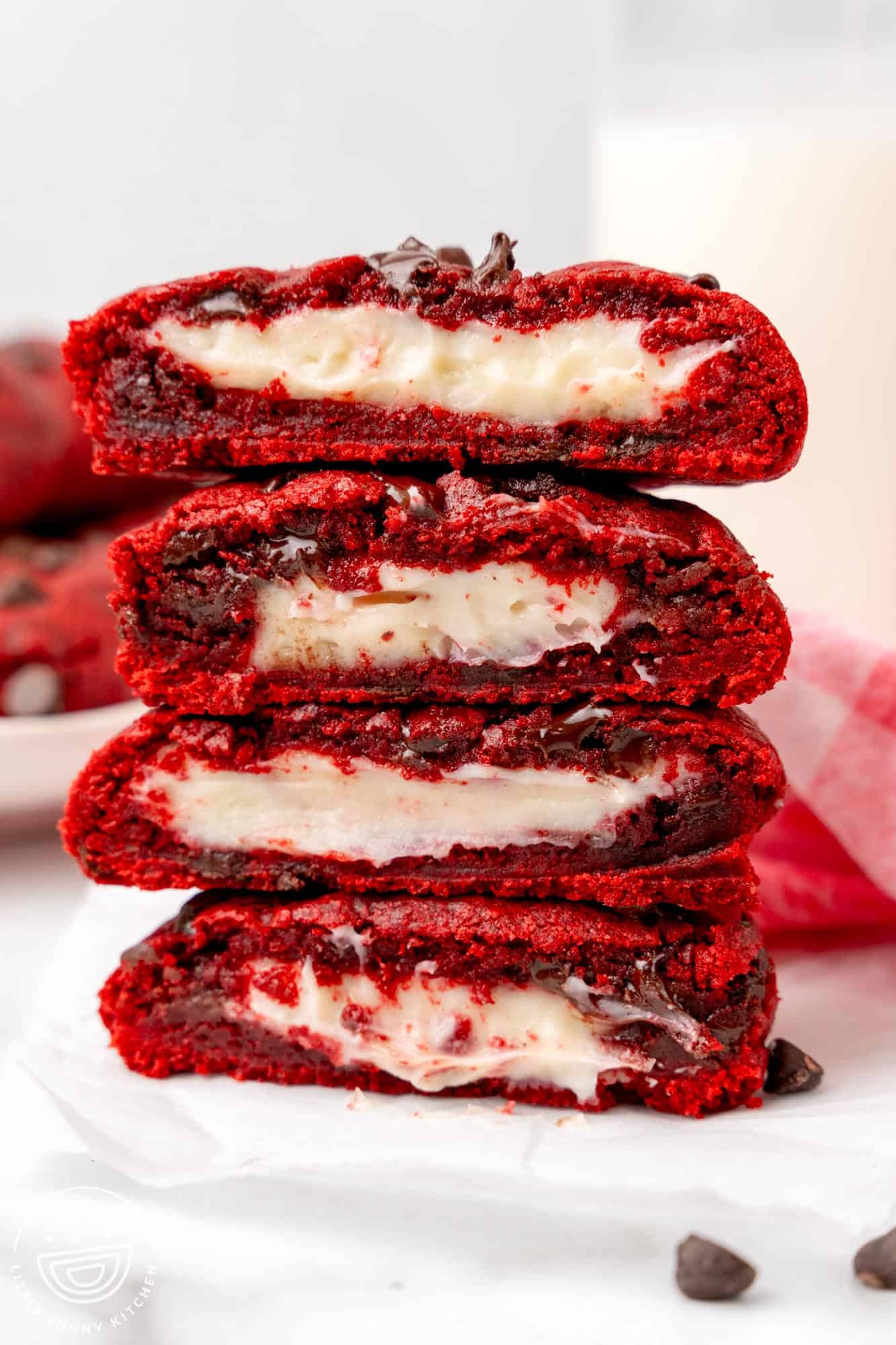 Cheesy Velvet Cookies